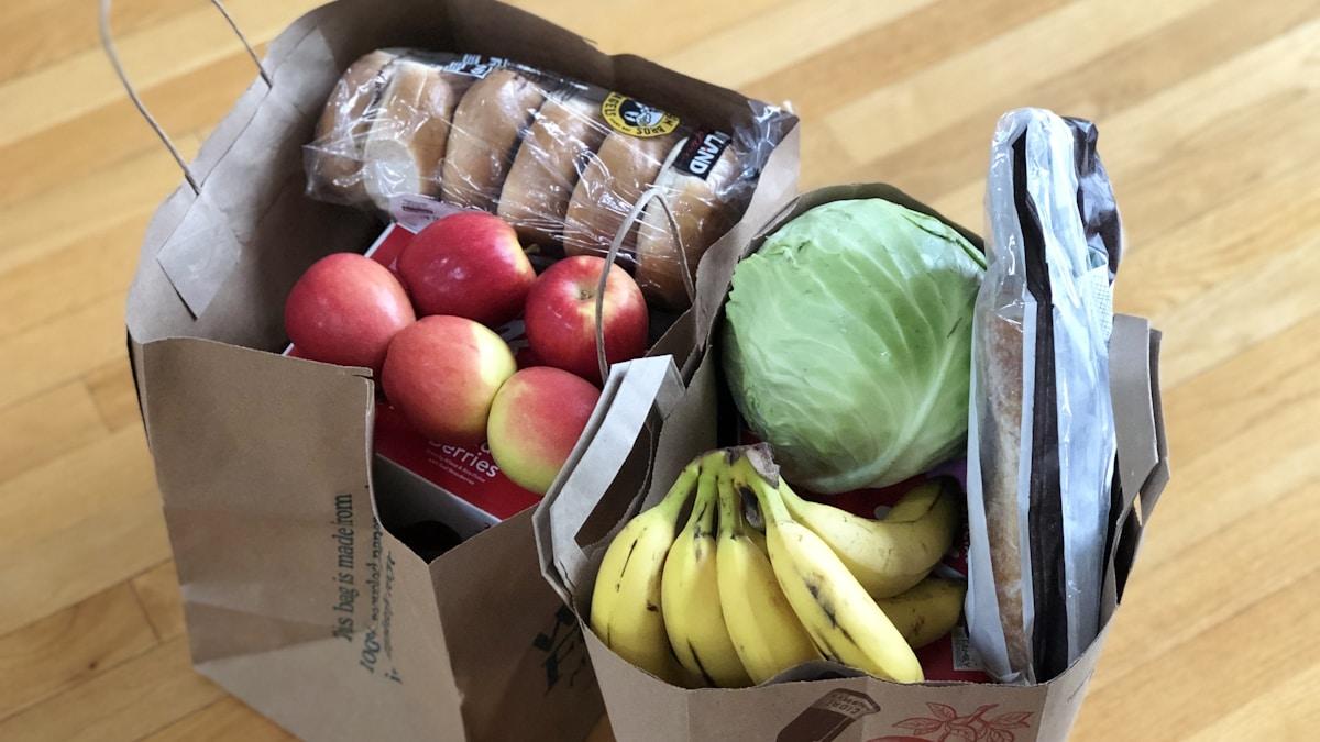 How to Read Nutrition Labels Like a Dietitian: Decode Food Packaging in 60 Seconds